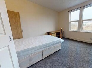 4 Bedroom Flat For Rent In Meanwood