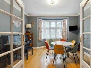 4 Bedroom Semi-detached House For Sale In London