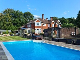 6 Bedroom Detached House For Sale In Ashurst