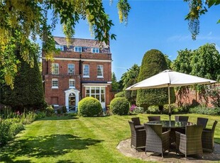 7 Bedroom Detached House For Sale In Reigate