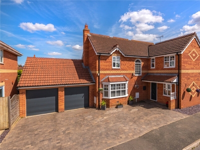 Lomax Drive, Sleaford, Lincolnshire, NG34 4 bedroom house in Sleaford