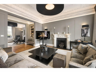 3 bedroom apartment for sale in Eaton Place, London, SW1X