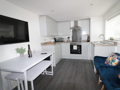 2 bedroom flat for rent in 32 Mount Street, Plymouth, Devon, PL4