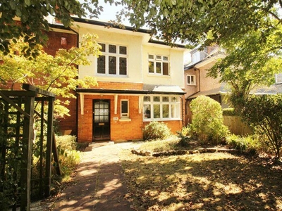 7 bedroom detached house for rent in Charminster, Bournemouth, BH8
