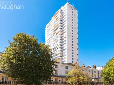 2 bedroom flat for sale in Sussex Heights, BRIGHTON, East Sussex, BN1