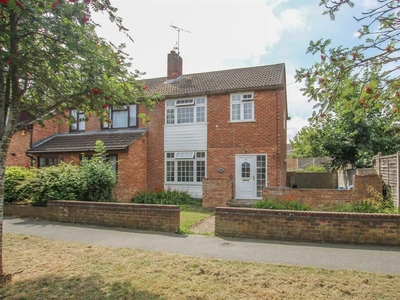 3 bedroom semi-detached house for sale in Wid Close, Hutton, Brentwood, CM13