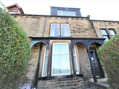 3 bedroom terraced house for sale in Huddersfield Road, Wyke, Bradford, BD12