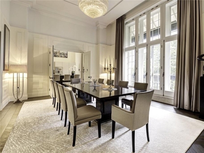 4 bedroom apartment for sale in Connaught Place, Connaught Village, London, W2
