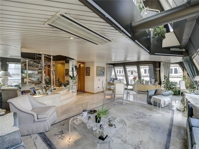 4 bedroom penthouse for sale in St. James's Street, London, SW1A