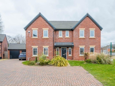 5 bedroom detached house for sale in Stonechat Drive, Maghull, L31
