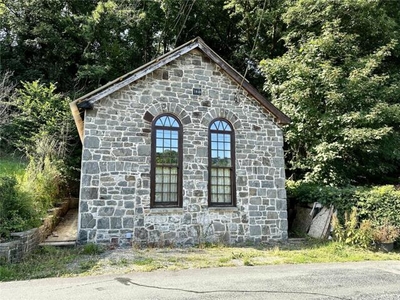 1 Bedroom Detached House For Sale In Llanidloes, Powys
