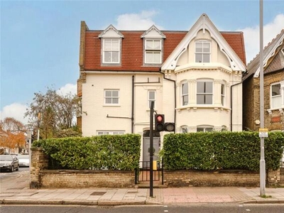 2 Bedroom Apartment For Sale In Kingston Upon Thames