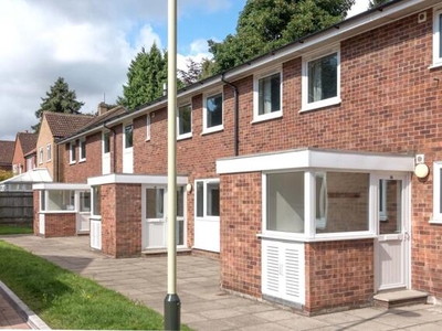 3 Bedroom Apartment For Rent In Upton Road, Norwich