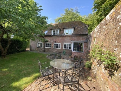 3 Bedroom Detached House For Rent In Nr Bishops Waltham / Winchester / Petersfield