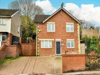 3 Bedroom Detached House For Sale In Kings Langley, Herts
