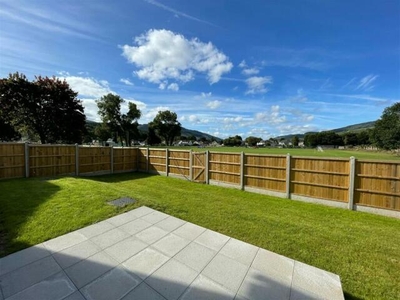 4 Bedroom Detached House For Sale In Maes Y Parc