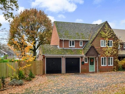 4 Bedroom Detached House For Sale In West Sussex