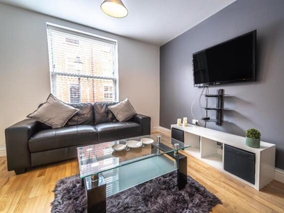 4 Bedroom Town House For Rent In Coventry, West Midlands