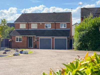 5 Bedroom Detached House For Sale In Broughton Astley