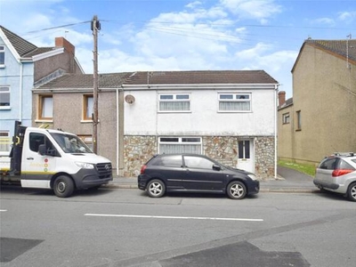 5 Bedroom End Of Terrace House For Sale In Burry Port, Carmarthenshire