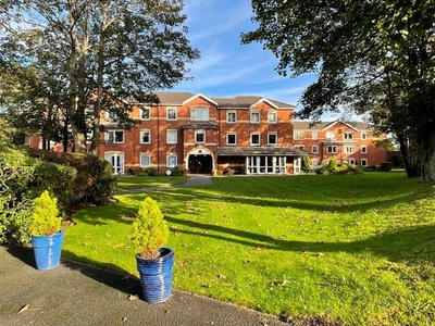 1 Bedroom Ground Floor Flat For Sale In Chase Close, Birkdale