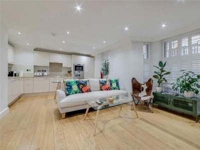 2 Bedroom Apartment For Rent In Bloomsbury, London