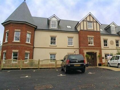 2 Bedroom Apartment For Sale In Cardiff Road