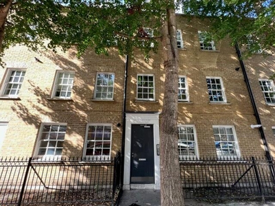 2 Bedroom Apartment For Sale In Spitalfields, London