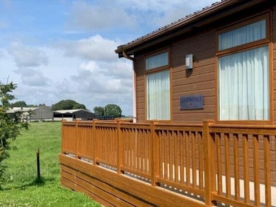 2 Bedroom Caravan For Sale In Ainsdale, Southport