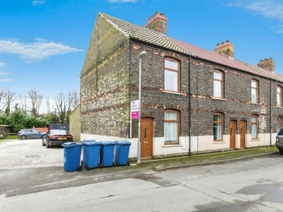 2 Bedroom End Of Terrace House For Sale In Howdendyke