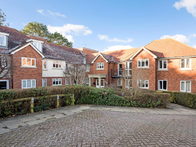 2 Bedroom Flat For Sale In Princes Risborough