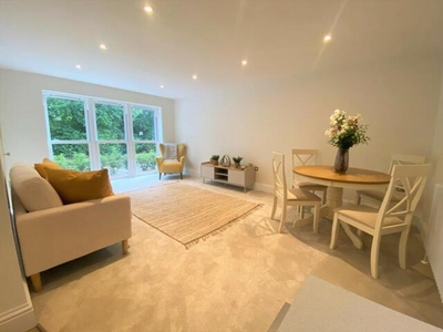 2 Bedroom Semi-detached House For Sale In Loudwater, High Wycombe