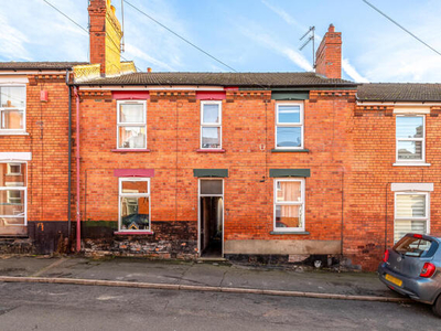 2 Bedroom Terraced House For Sale In Lincoln, Lincolnshire