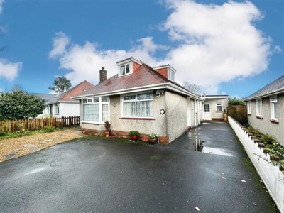3 Bedroom Detached House For Sale In West Cross, Swansea