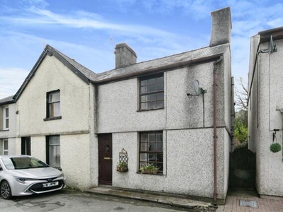 3 Bedroom End Of Terrace House For Sale In Caernarfon, Gwynedd