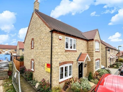 4 Bedroom Detached House For Rent In Bicester