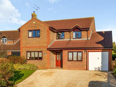 4 Bedroom Detached House For Sale In Marlow Way