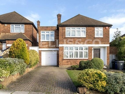 4 Bedroom Detached House For Sale In Mill Hill, London