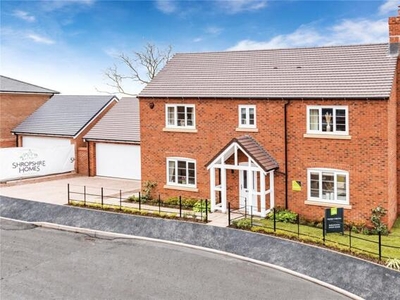 4 Bedroom Detached House For Sale In Woodhouse Lane, Priorslee