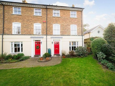 4 Bedroom End Of Terrace House For Sale In Canterbury