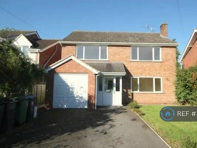 5 Bedroom Detached House For Rent In Stratford-upon-avon