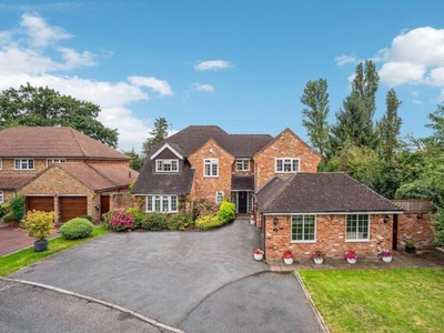 5 Bedroom Detached House For Sale In Farnham Common