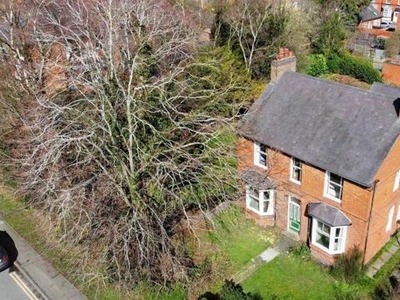 5 Bedroom Detached House For Sale In Kirby Muxloe