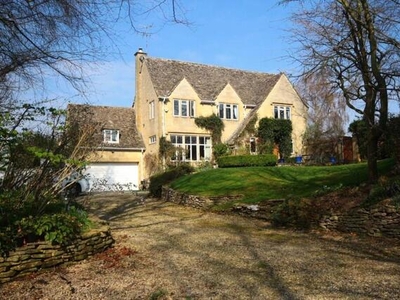 5 Bedroom Detached House For Sale In Lechlade, Gloucestershire