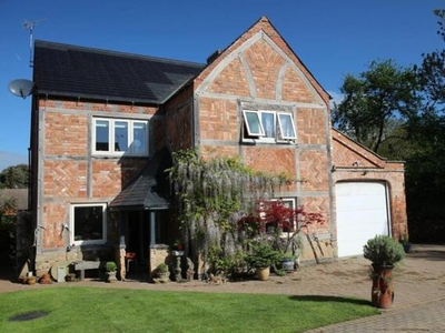 5 Bedroom Detached House For Sale In Loughborough