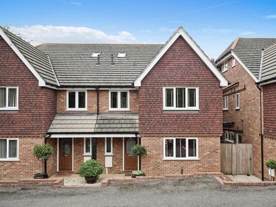 5 Bedroom Semi-detached House For Sale In Dover, Kent