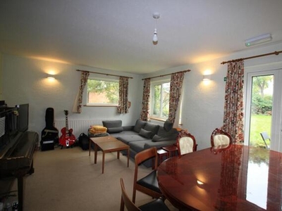 6 Bedroom Detached House For Rent In Canley, Coventry