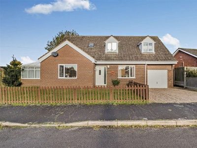Bungalow for sale in Commonside, Westwoodside, Doncaster DN9
