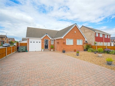 Bungalow for sale in Wentworth Way, Dinnington, Sheffield, South Yorkshire S25