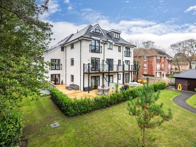 Flat for sale in Hawkhurst, Haven Road, Canford Cliffs BH13